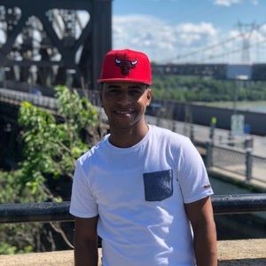 Meet your Posher, Alex